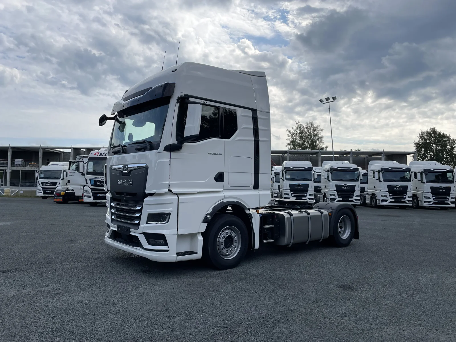TGX 18.470 4x2 BL SA